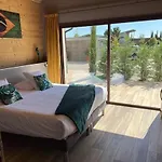 World Hotel