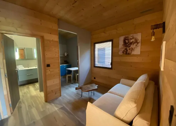 World Hotel Saint-Vulbas