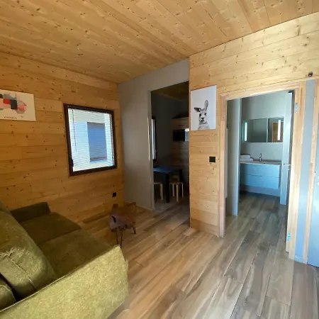 Hotel World Saint-Vulbas