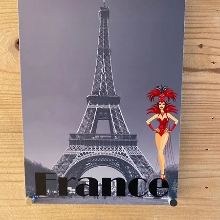 World Hotel Saint-Vulbas